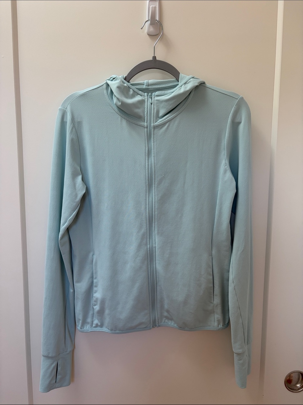 Uniqlo UV/UPF Jacket - Perfect for fall morning runs